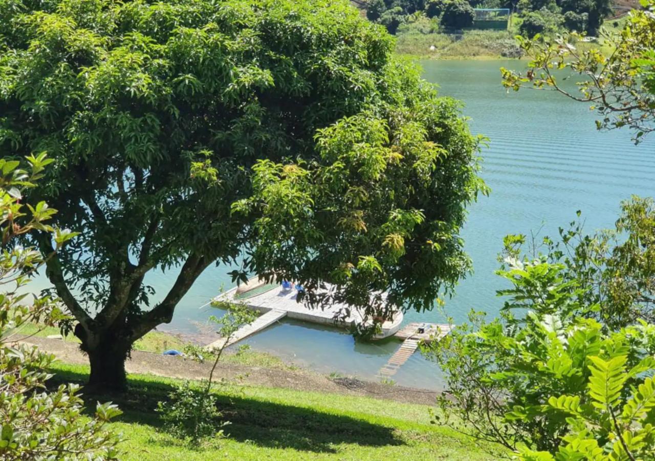 Maravilhoso Sitio Na Beira Da Represa Villa Igaratá Exterior foto